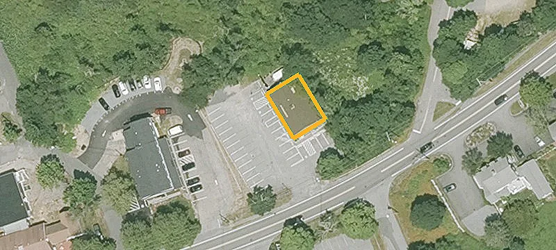 1200 Main St