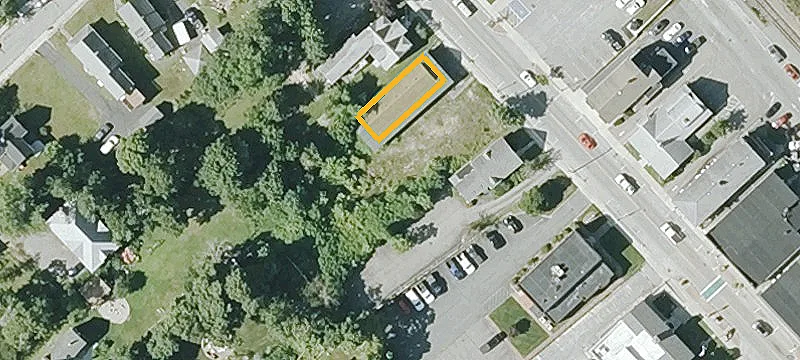 270 Main St