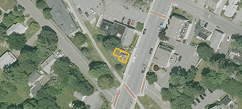 2 Main St