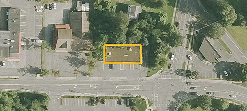 360 College St