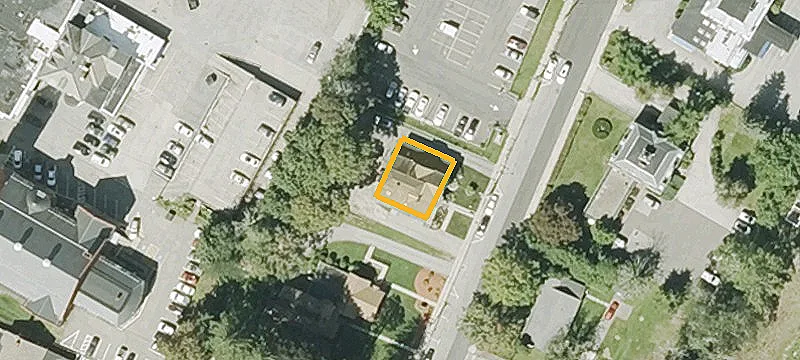 32 Everett St