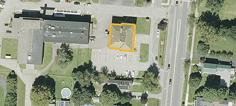 351 Main St