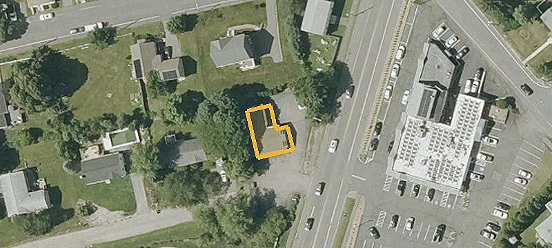 522 Chickering Rd