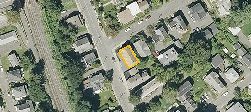 1 Walnut St