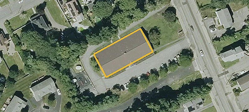 1100 Main St