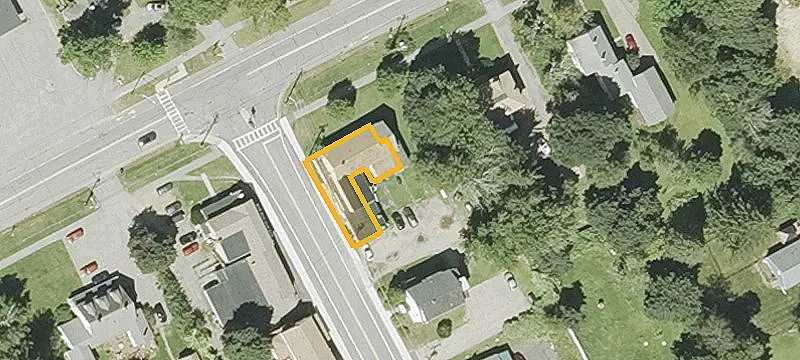 1 Maple Ave