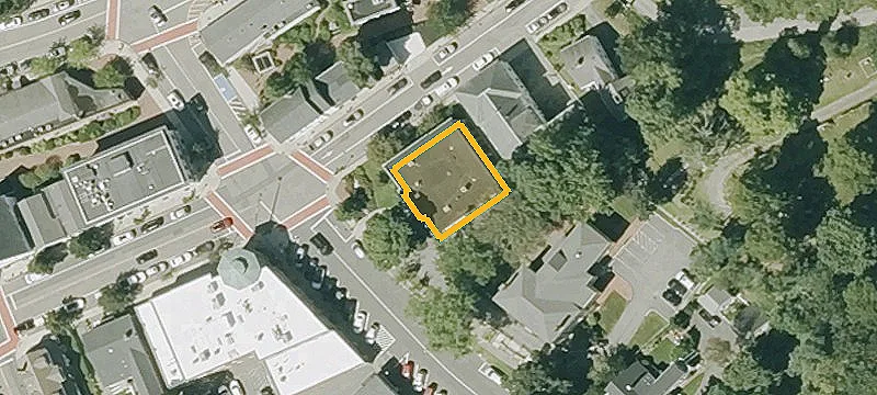 14 Main St