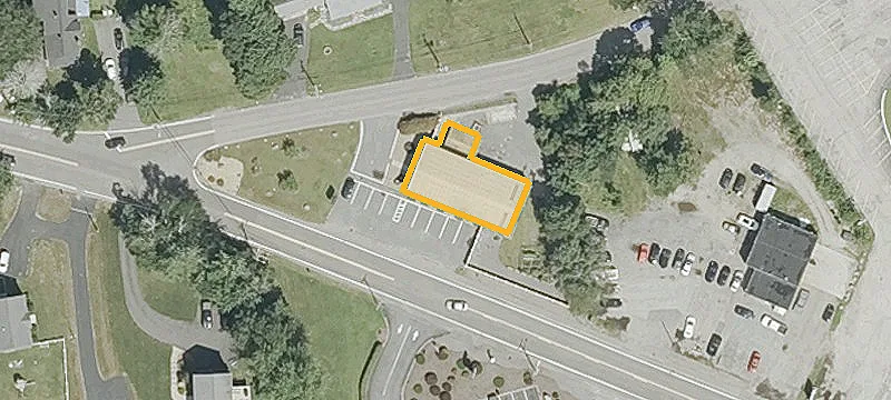 421 Old Colony Rd