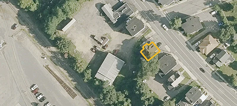 305 Lancaster St