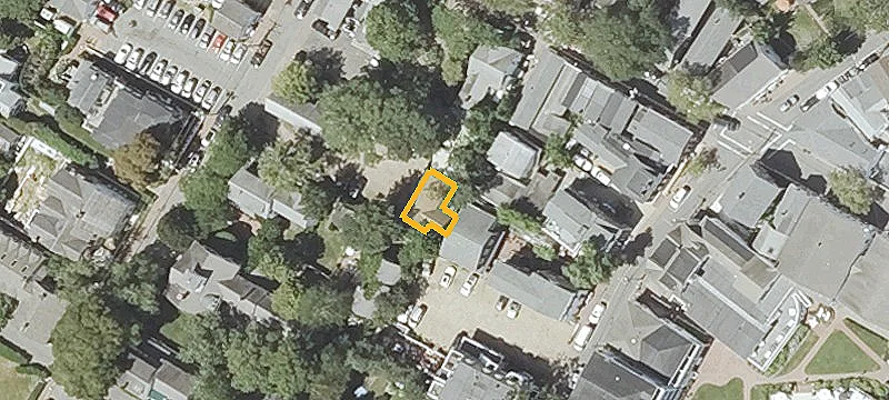 46 Main St
