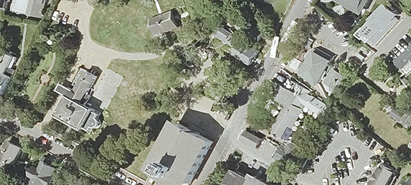 24 Church St
