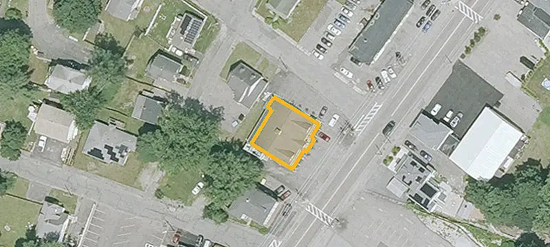 220 Pulaski Blvd