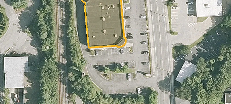 792 Main St