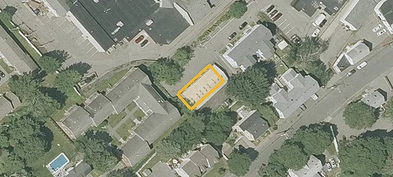 28 School St