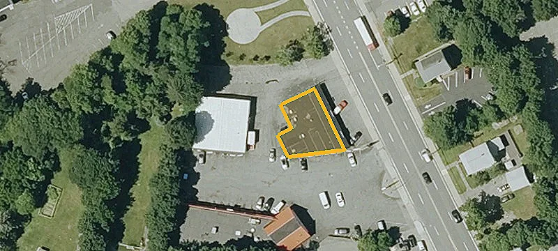 900 Main St