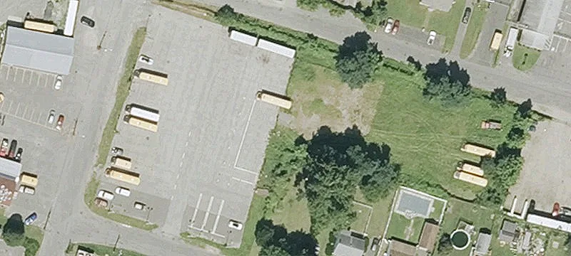 282 Main St
