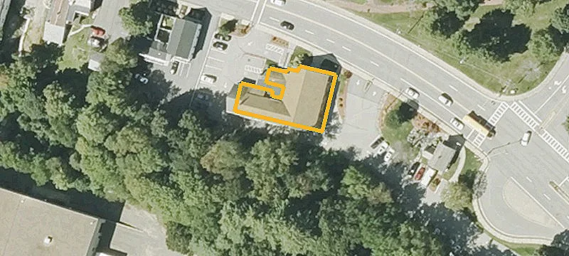 419 Main St