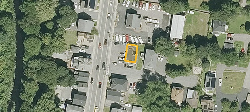 49 Main St