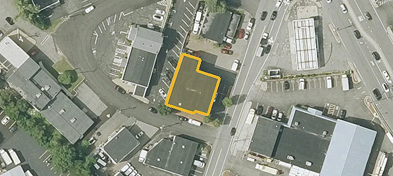 9 Adams St