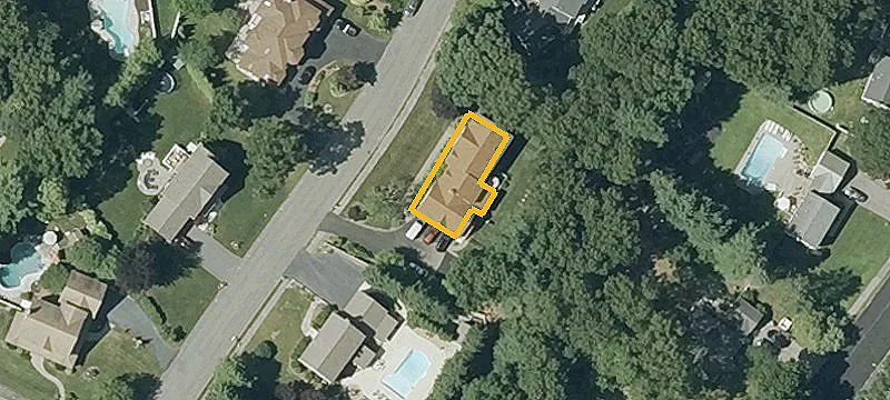47 Emerson Rd