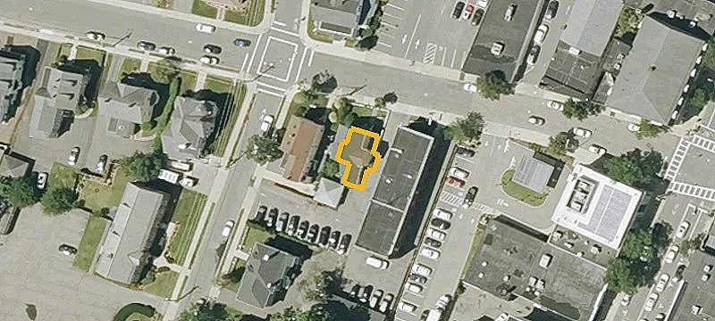 70 Foster St
