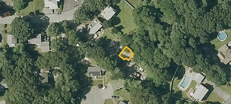 16 Locust St