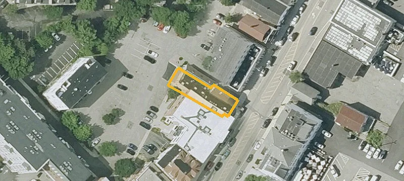 961 Main St