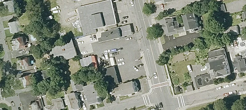 1185 Main St