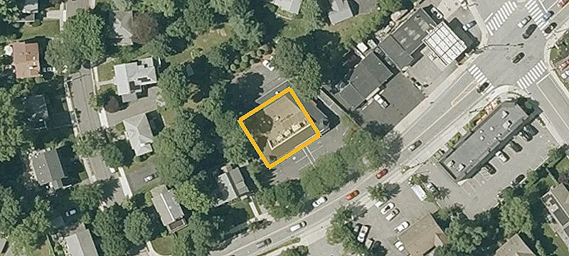 363 Pleasant St