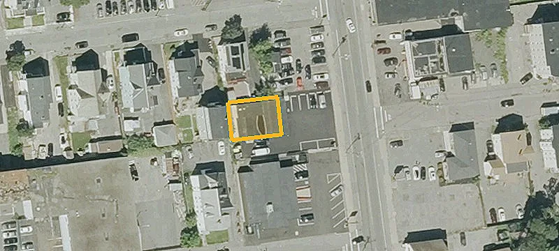 495 Main St