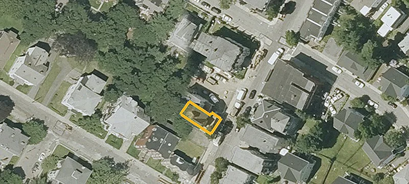 55 Blue Hl Ave