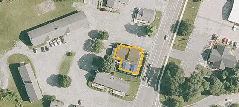 327 Stockbridge Rd