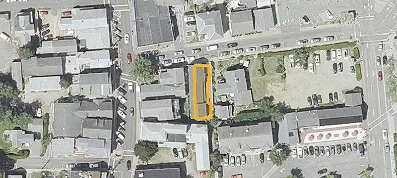 13 Un St