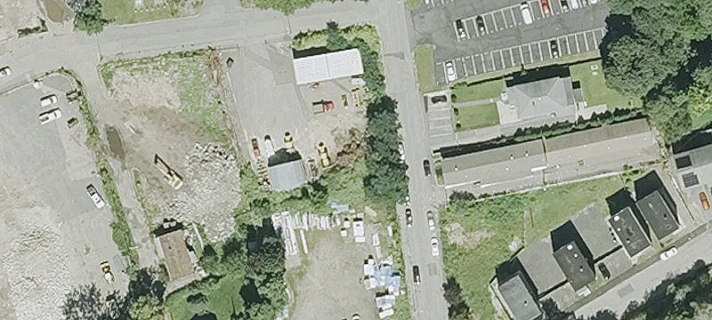 9 Milton St