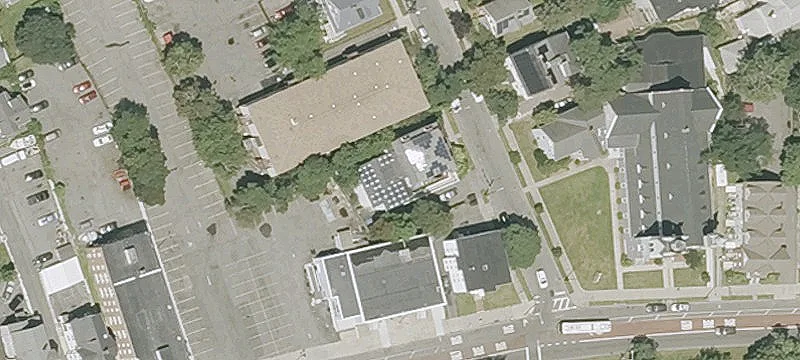 12 Park St