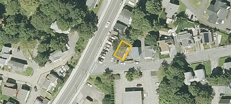 37 Main St