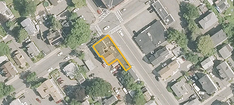 200 Essex St
