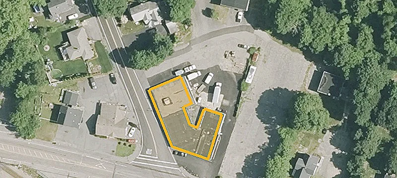 1064 Main St