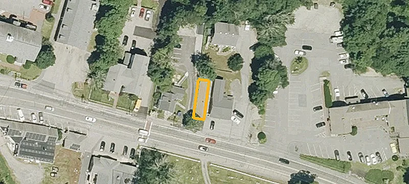 693 Main St