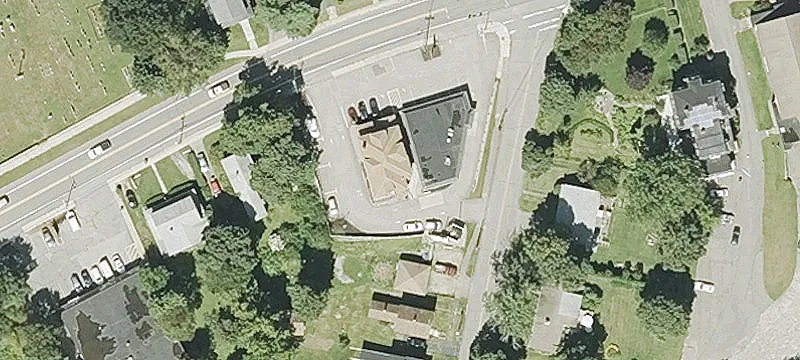 1181 Main St