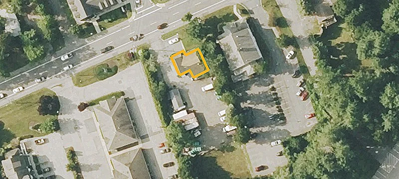 102 Main St