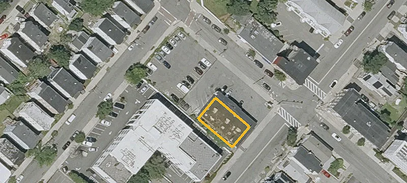 936 Broadway