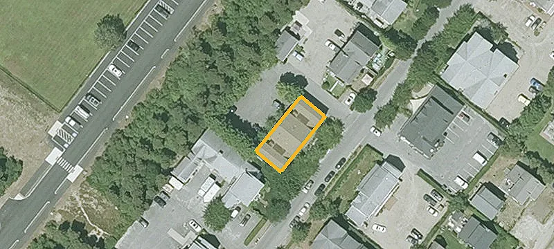 15 Amelia Dr