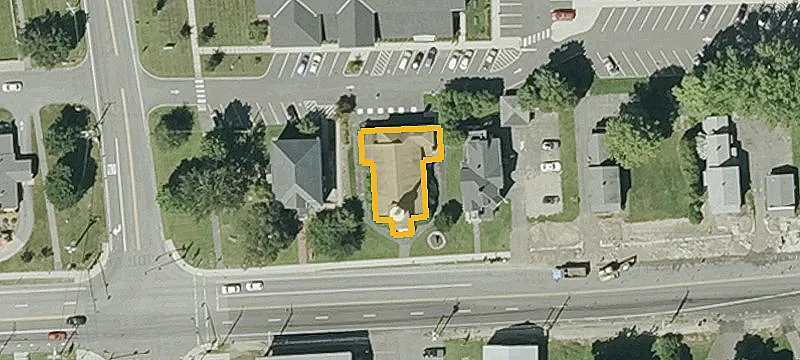 146 Russell St