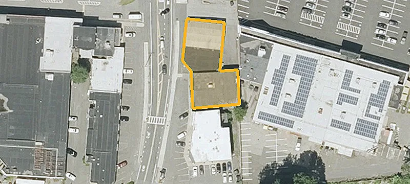 325-327 Walnut St Ext