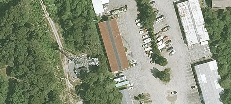 8 Commerce Dr