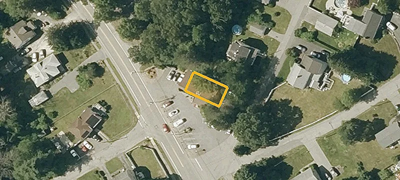 2600 Main St