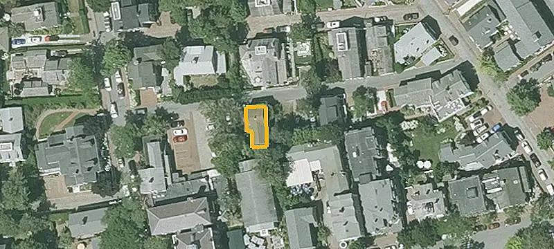 6 Ash Ln
