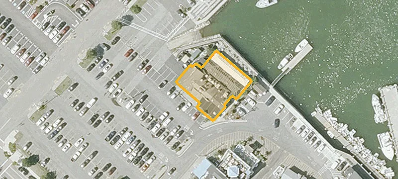 25 Town Wharf