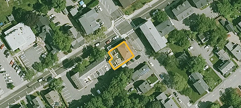 22 School St